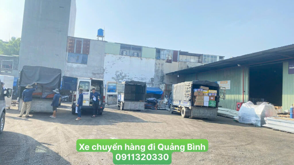 Xe chở hàng đi Quảng Bình 