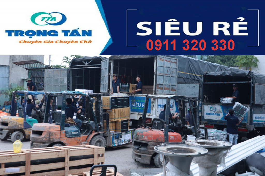 Đội xe chở hàng đi Hà Tĩnh 