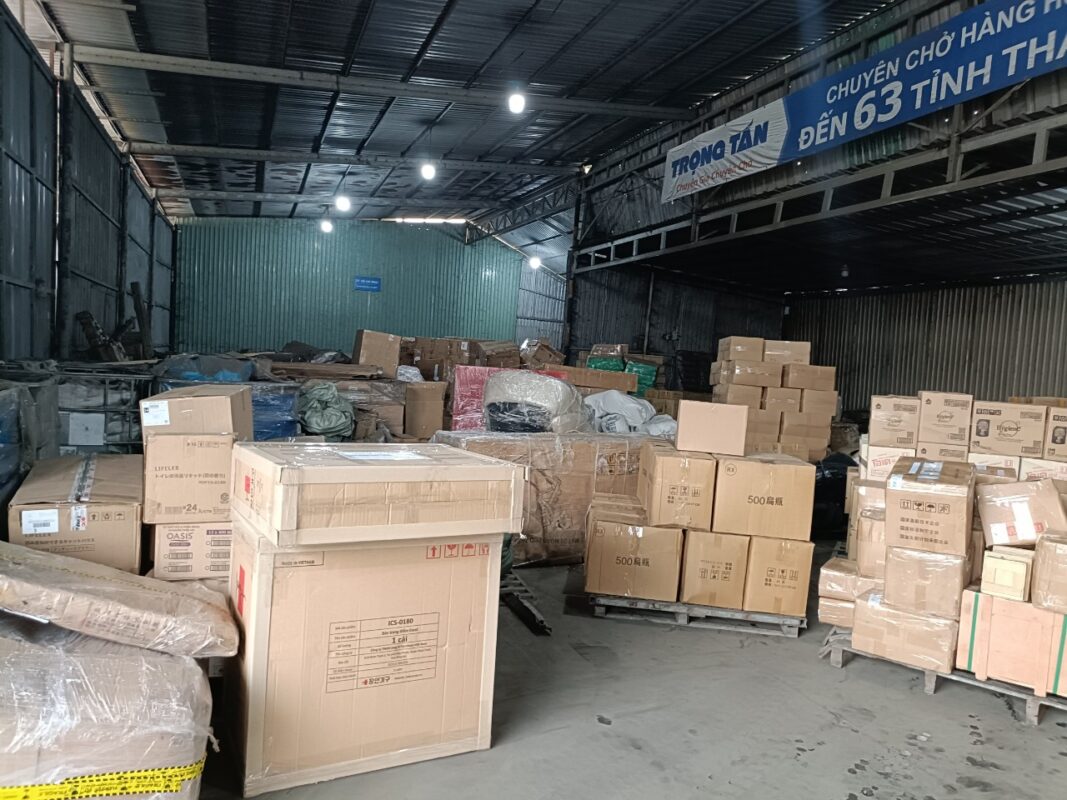 nhận chở hàng số lượng lớn Sài Gòn Quảng Bình