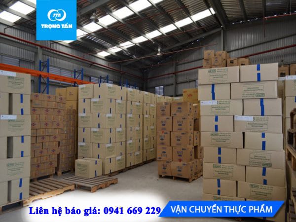 Kho bãi rộng rãi, sạch sẽ phục vụ vận chuyển hàng Bắc Nam