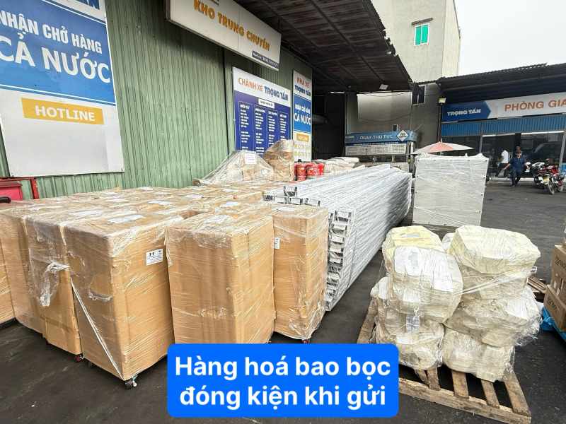 Bao bọc hàng hóa kỹ khi gửi