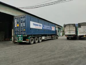 Giá vận chuyển container