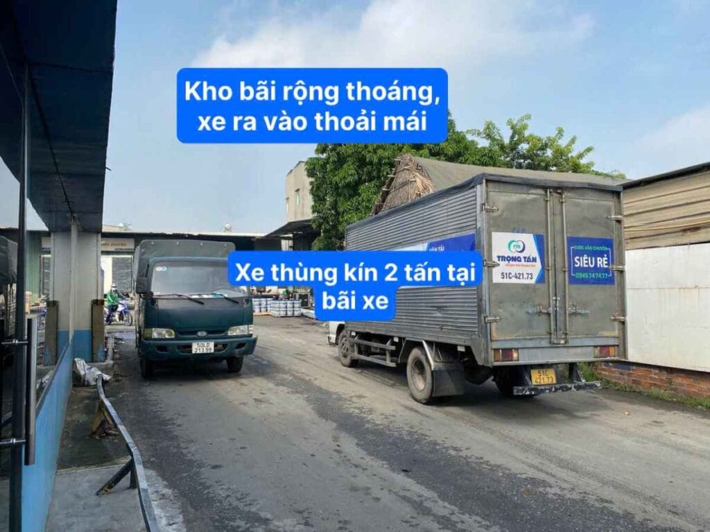 Kho bãi tại công ty Trọng Tấn