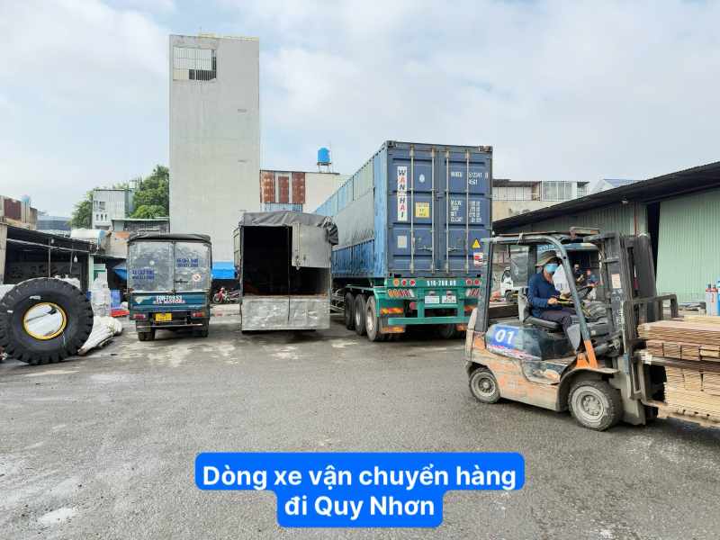 Dòng xe vận chuyển hàng đi Quy Nhơn 