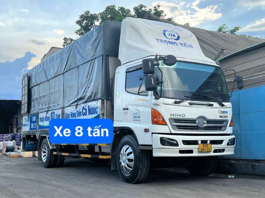 Xe Tải Trung Bình (Từ 3 tấn đến 8 Tấn)