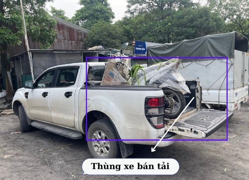 xe tải nhỏ chở hàng