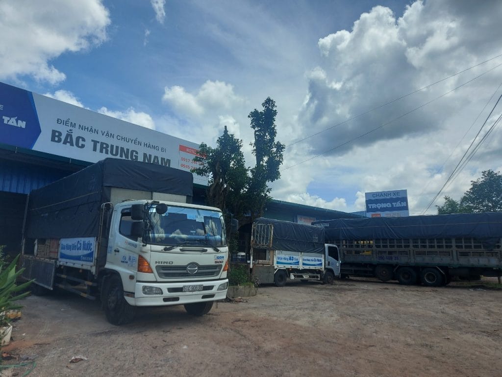 Kho bãi Trọng Tấn nhận hàng Sài Gòn đi Quảng Nam