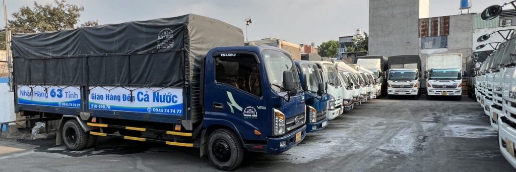Xe chuyển hàng Bắc Nam