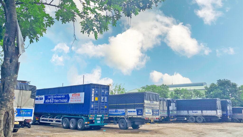 xe tải chở hàng đi tỉnh giá rẻ