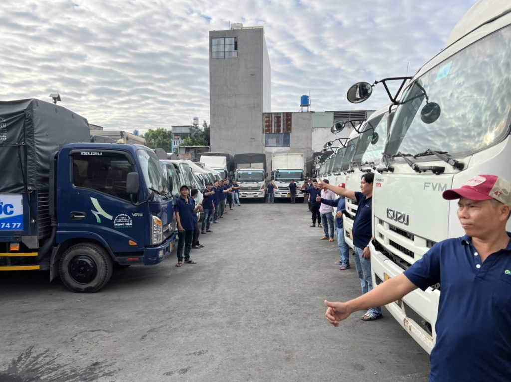Xe tải chở hàng Ninh Bình giá rẻ nhất xe tải chở hàng Ninh Bình