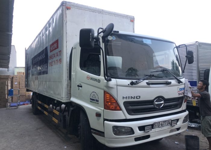 XE TẢI CHỞ HÀNG ĐI VĨNH PHÚC