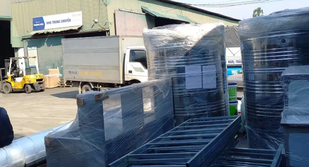 GỬI HÀNG ĐI HẠ LONG z3806793526198 f28944f4646e468eb49a42be935e879e