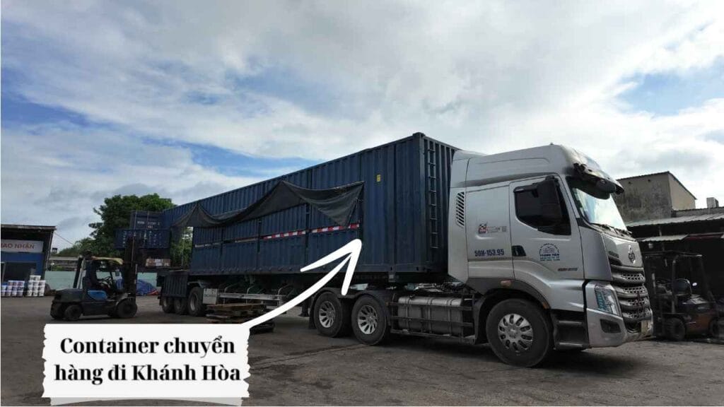 Container chuyển hàng đi Khánh Hòa