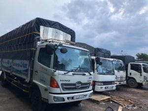 xe tai 2,4 tan thung dai
