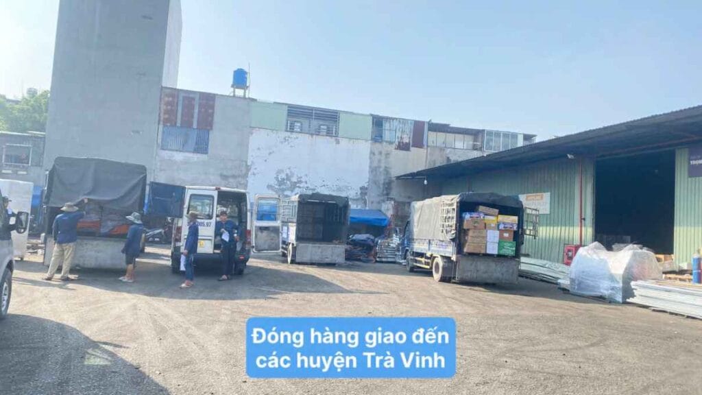 Đóng hàng giao đến các huyện Trà Vinh 