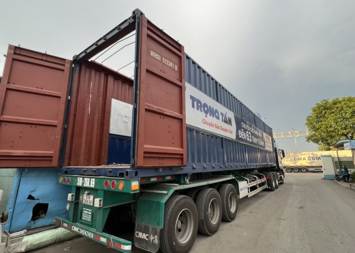 Ghep hàng xe Container