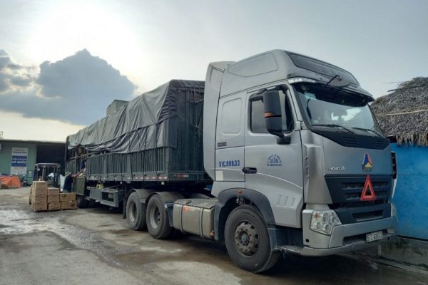 xe container mui bạt