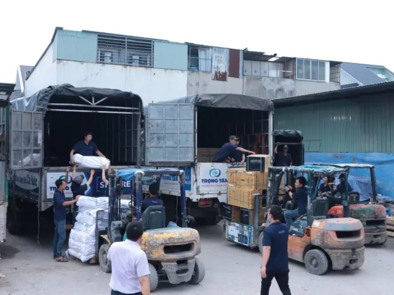 dịch vụ nâng hạ tại chành xe đi bến tre