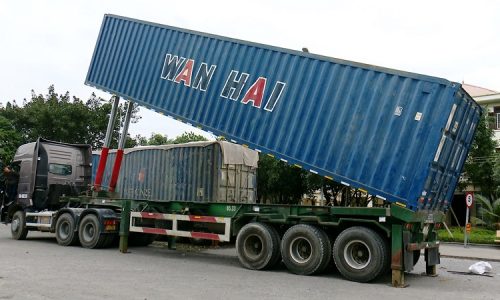 vận chuyển hàng bằng xe container