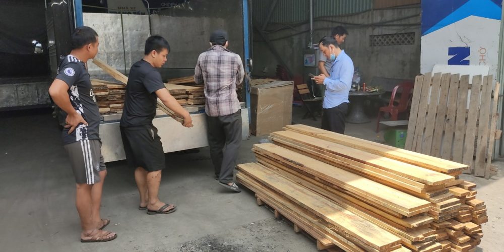 hổ trợ giao nhận hàng nhiệt tình