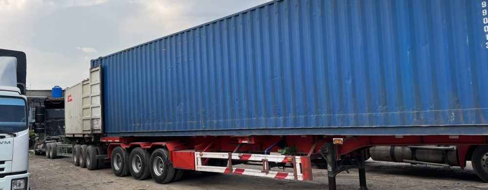 Gia van chuyen container khô Gia van chuyen container khô
